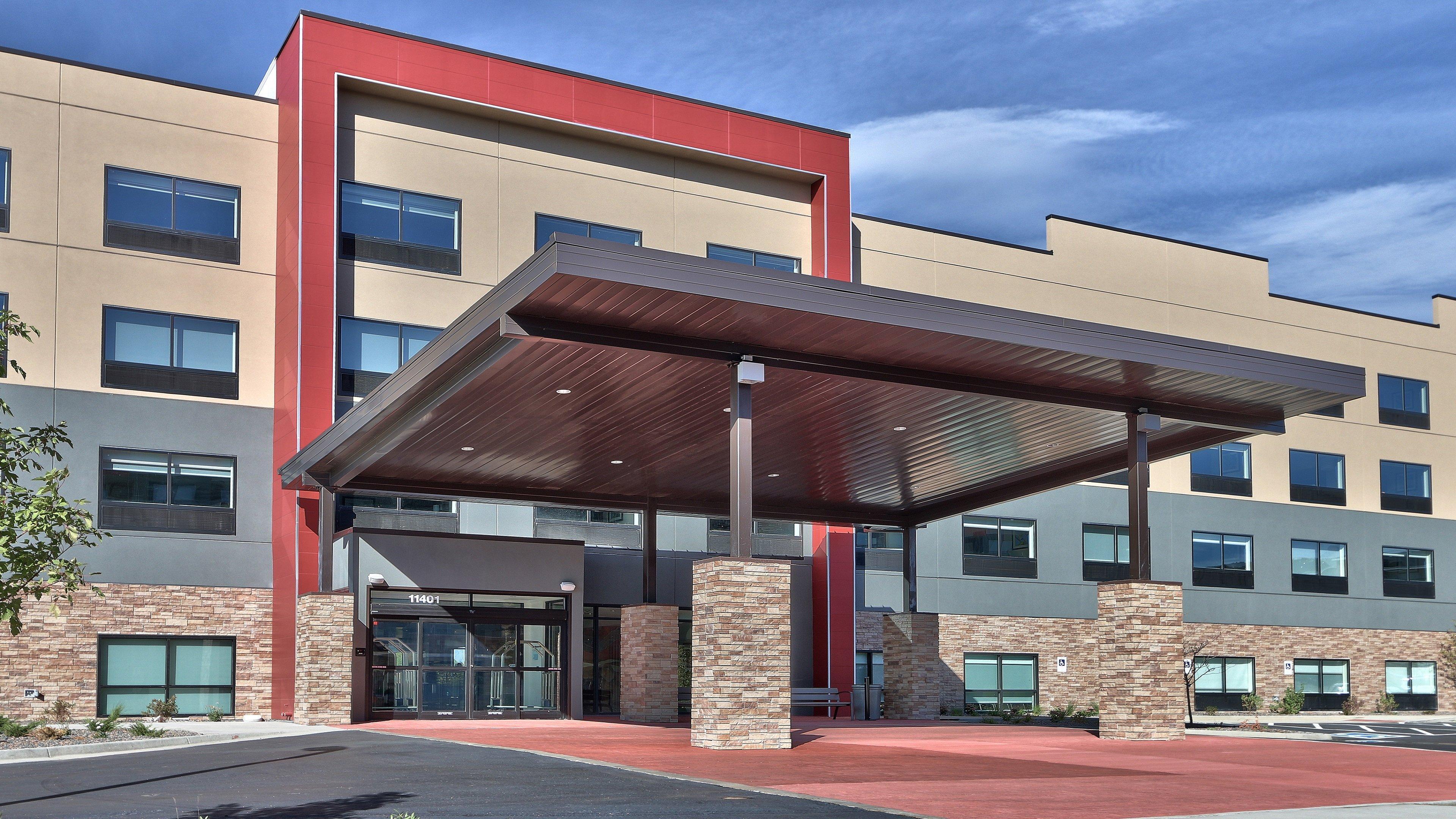 Holiday Inn Express & Suites Broomfield, An Ihg Hotel Exterior photo